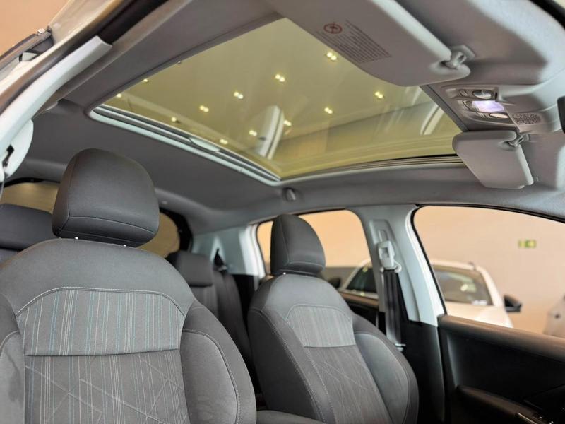 Peugeot 208 Griffe A - foto 14
