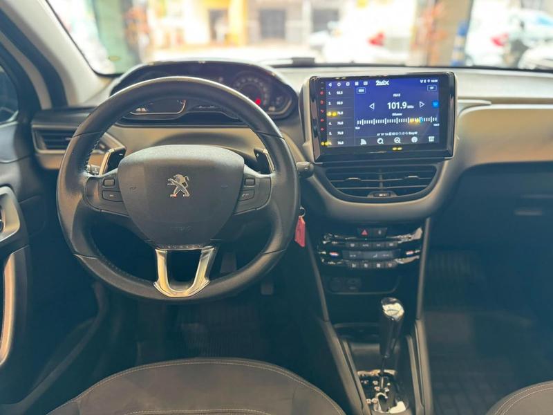 Peugeot 208 Griffe A - foto 11