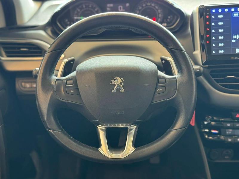 Peugeot 208 Griffe A - foto 12