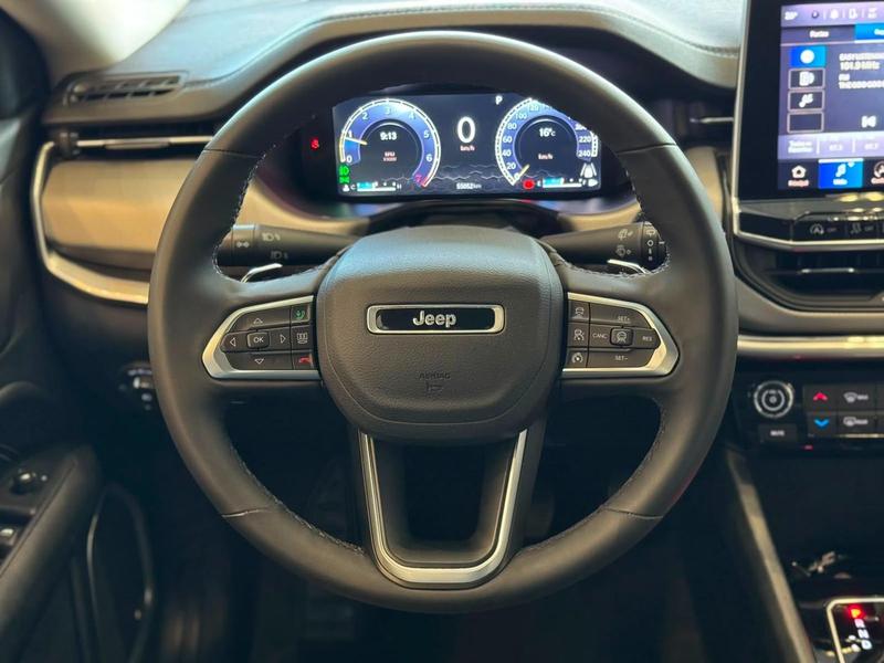 Jeep Compass Long T - foto 12