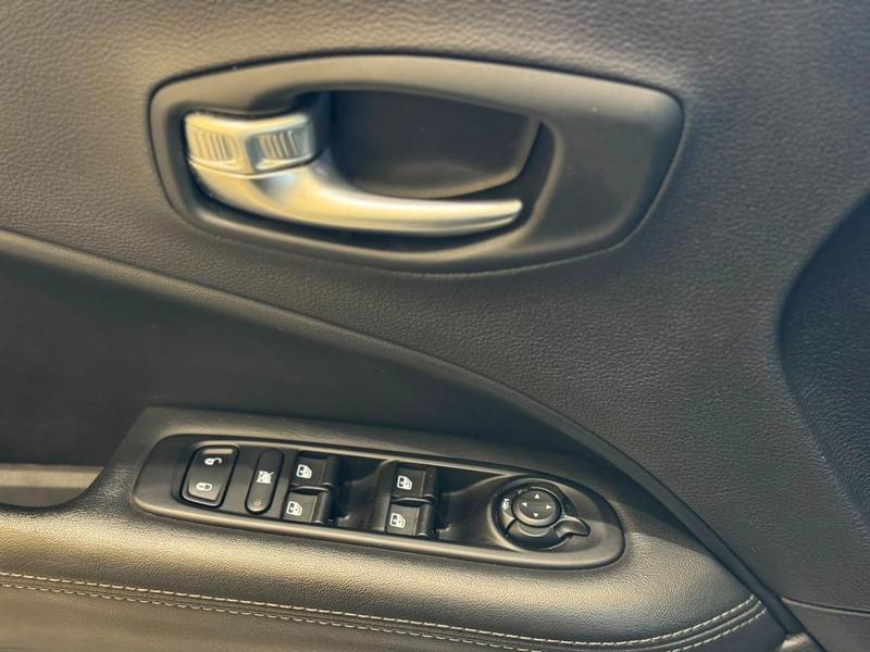 Jeep Compass Limited S - foto 17