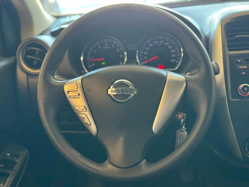 Nissan Versa 1.6 Sv - foto 12