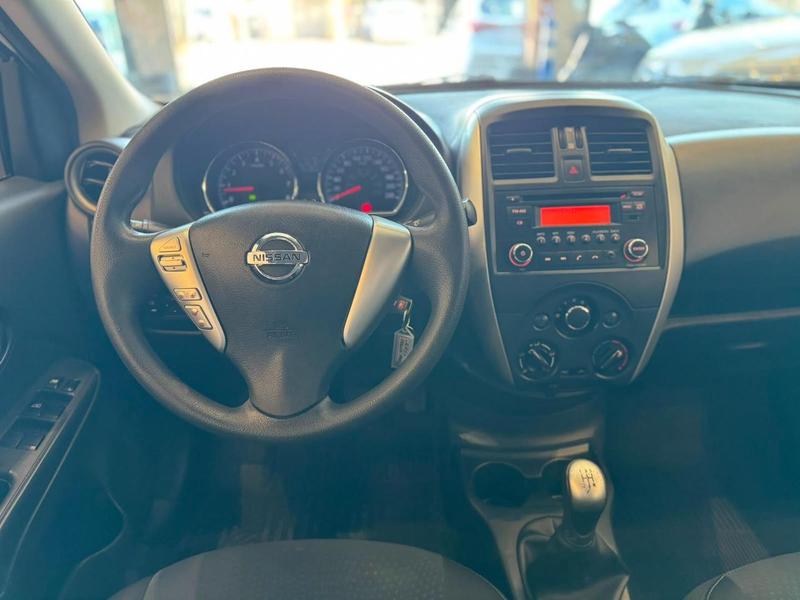 Nissan Versa 1.6 Sv - foto 11