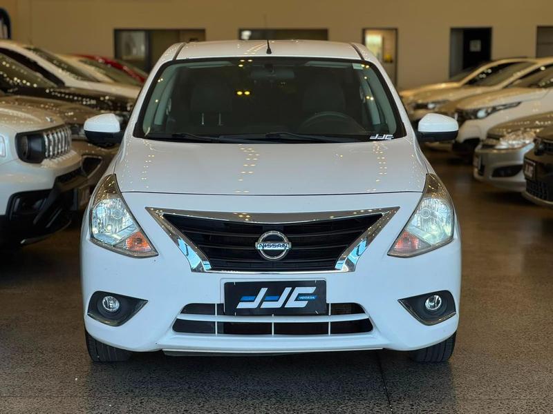 Nissan Versa 1.6 Sv - foto 2