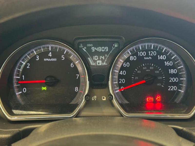 Nissan Versa 1.6 Sv - foto 17