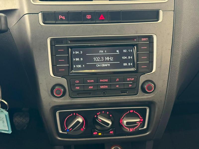 Volkswagen Fox Rock In Rio 1.6 Mi Total Flex 8V 5P - foto 14