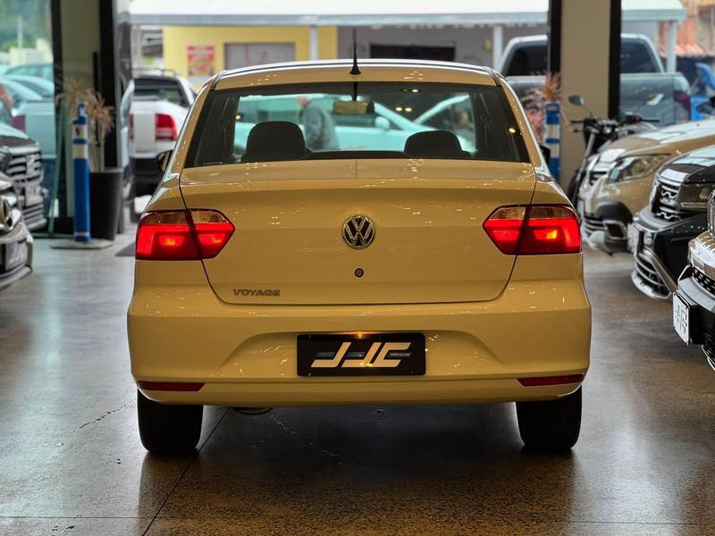 Volkswagen Voyage MPI - foto 5