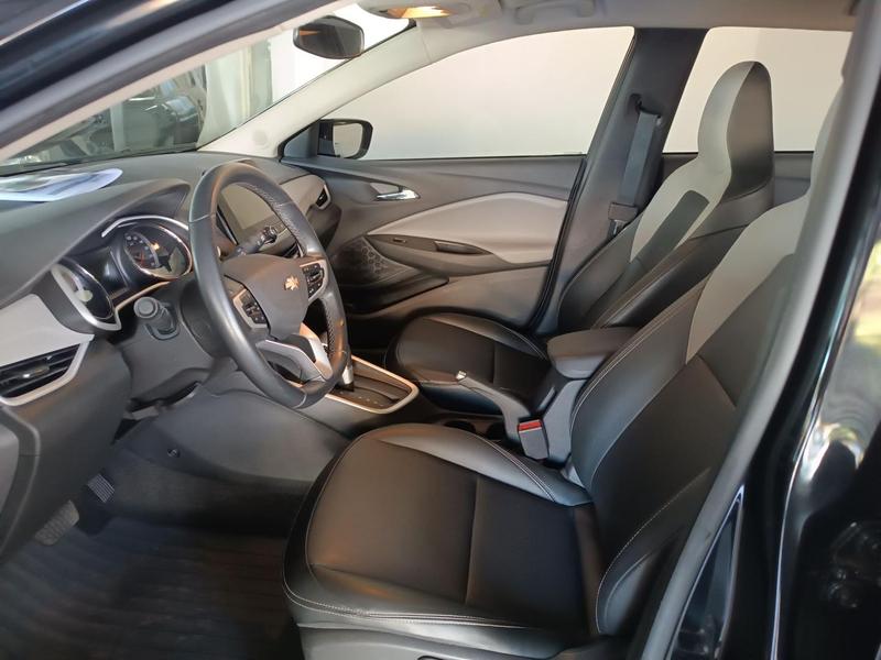 Chevrolet Onix Plus 10tat - foto 11