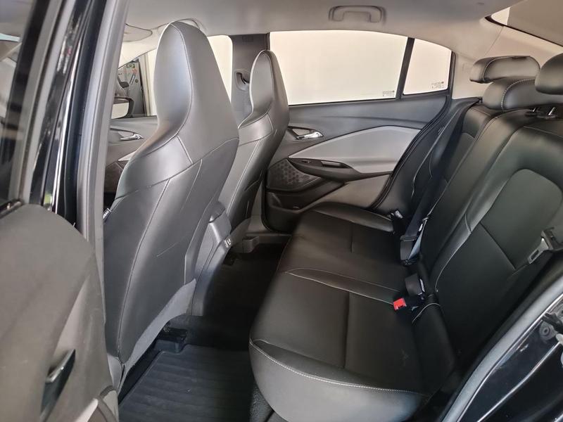 Chevrolet Onix Plus 10tat - foto 12