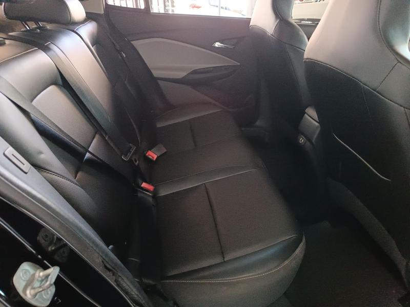 Chevrolet Onix Plus 10tat - foto 14