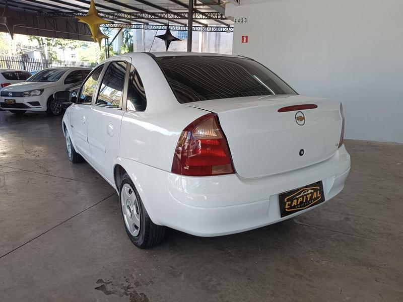Chevrolet Corsa Sedan Premium - foto 4