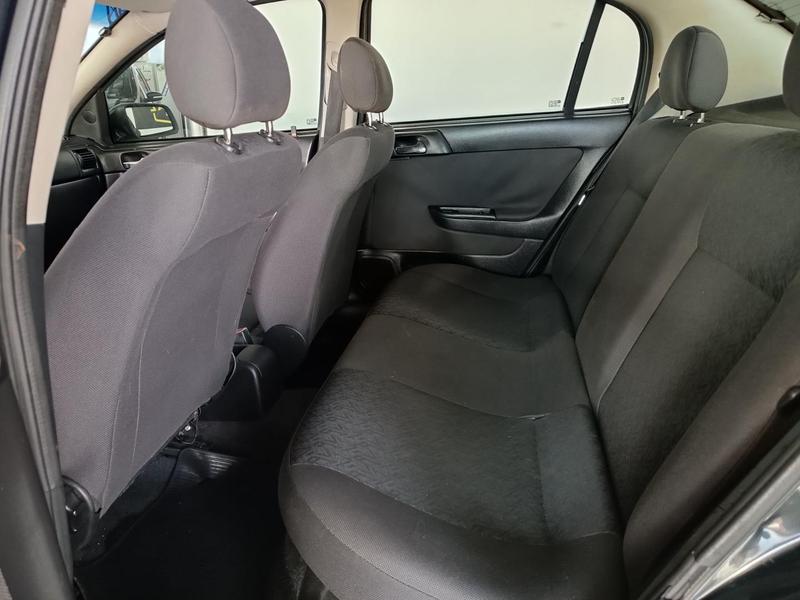 Chevrolet Astra Sedan Advantage - foto 12