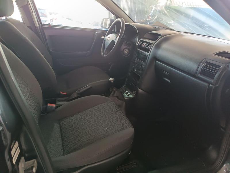 Chevrolet Astra Sedan Advantage - foto 14