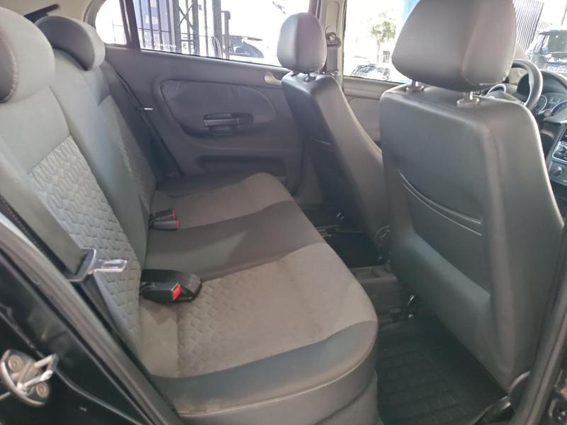 Volkswagen Gol City (trend) 1.0 Mi Total Flex 8V 2P - foto 14