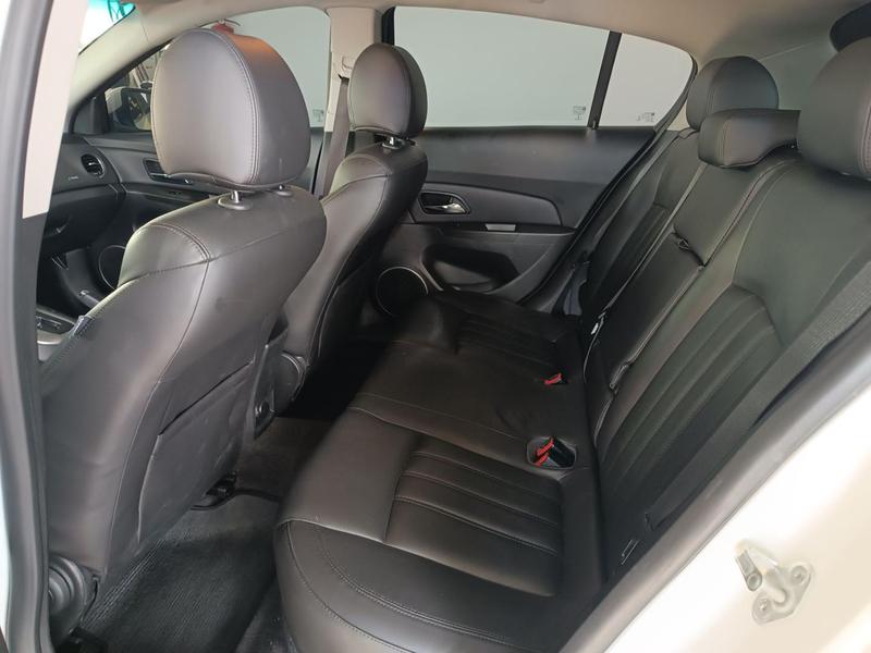 Chevrolet Cruze LT Hb - foto 12