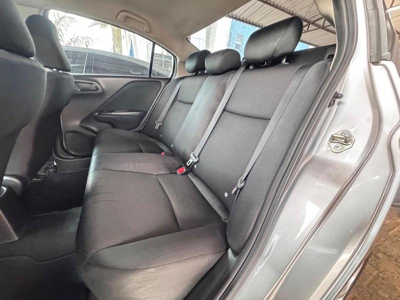 Honda City Dx Mt - foto 8