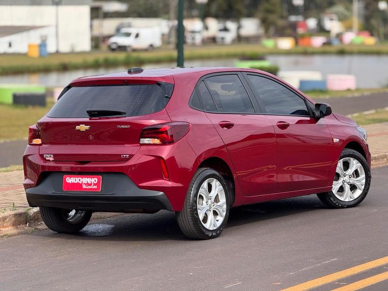 Chevrolet Onix Hatch LT 1.0 12V Tb Flex 5P Mec. - foto 3
