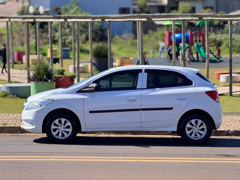 Chevrolet Onix 10mt LT - foto 2