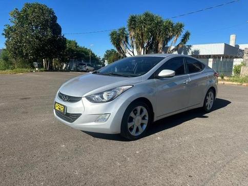 HYUNDAI ELANTRA GLS