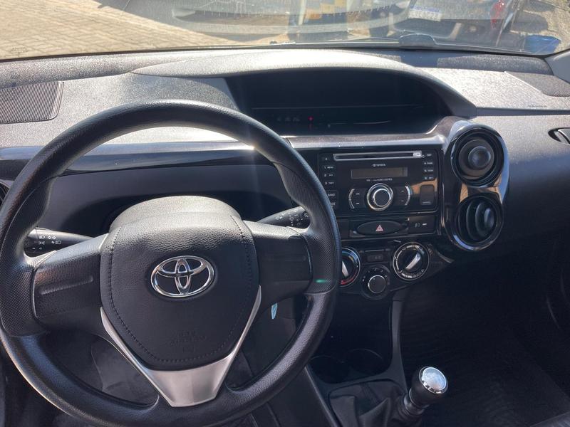 Toyota Etios 13 X 16V Flex 4P Manual - foto 11