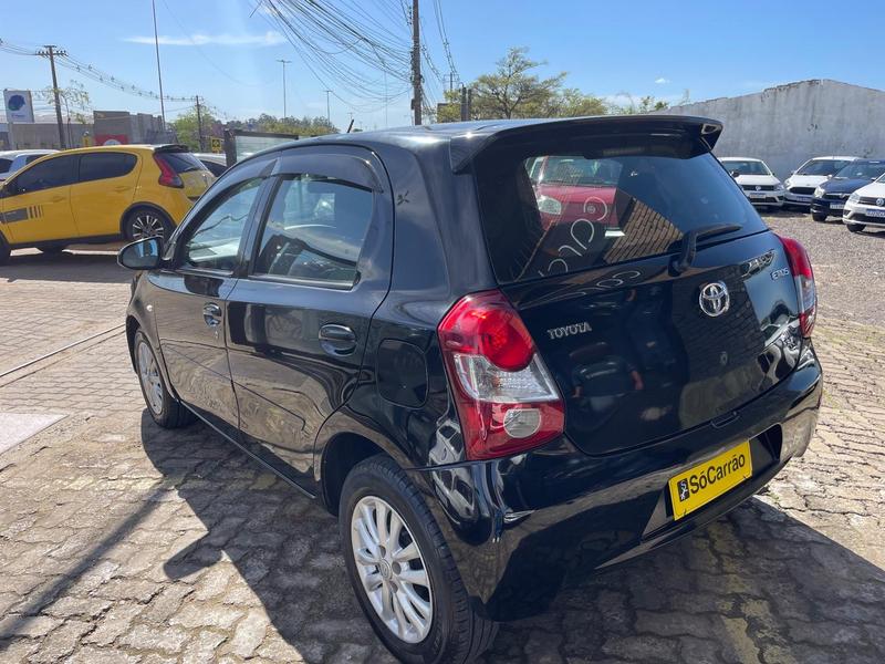 Toyota Etios 13 X 16V Flex 4P Manual - foto 6