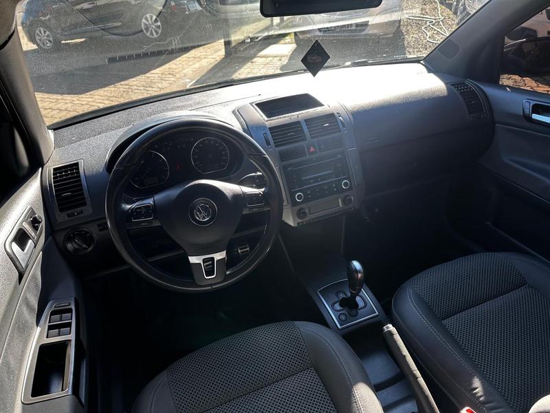 Volkswagen Polo 1.6 Sportline - foto 12