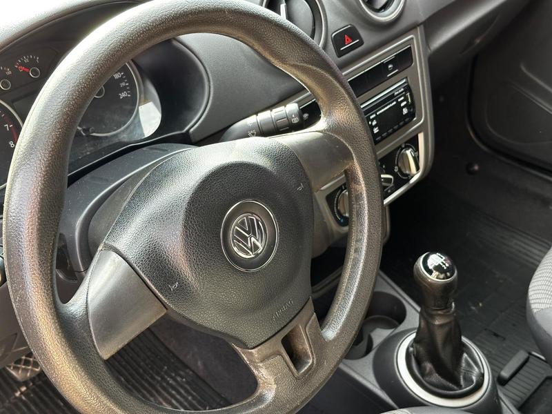 Volkswagen Voyage 1.6 - foto 11