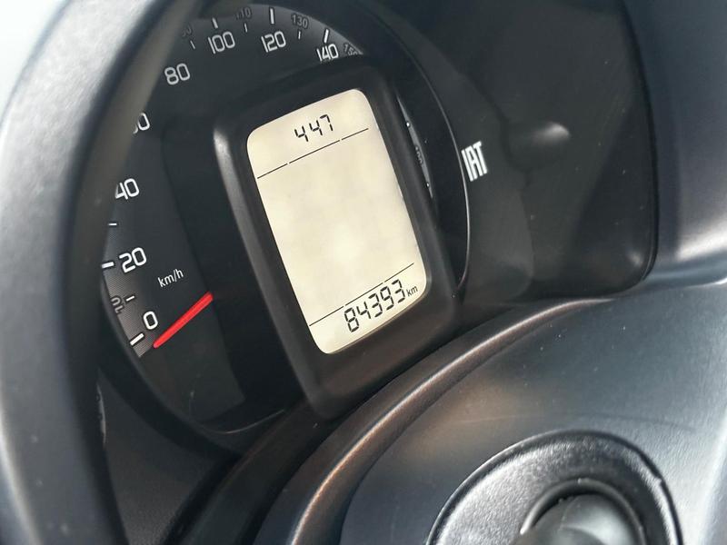 Fiat Uno Attractive 1.0 - foto 12