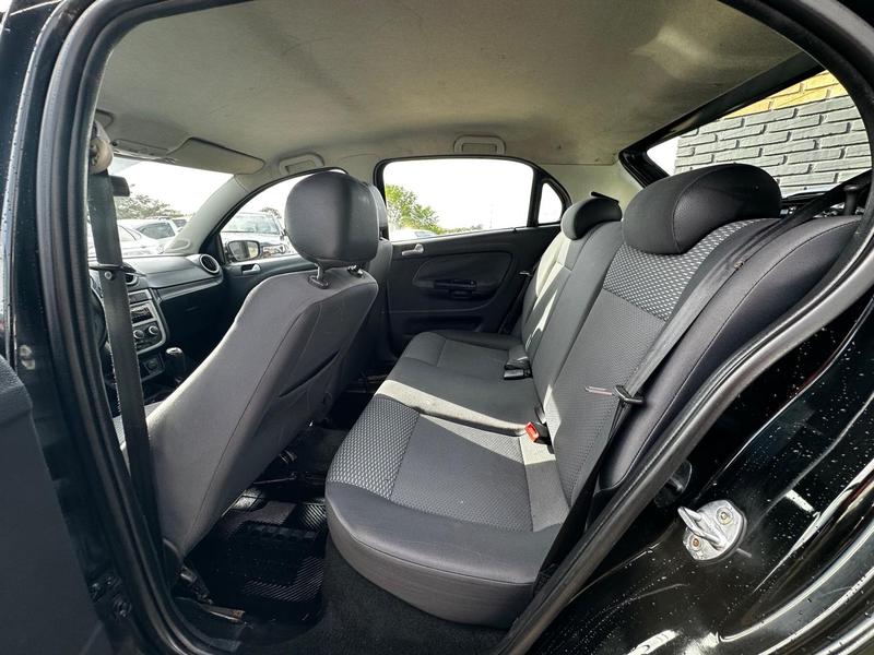 Volkswagen Gol 1.0 - foto 11