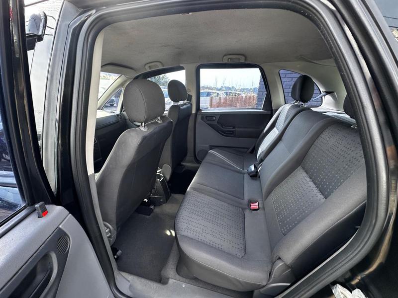 Chevrolet Meriva Joy - foto 11