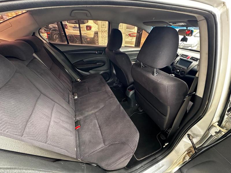 Honda City Lx Flex - foto 12