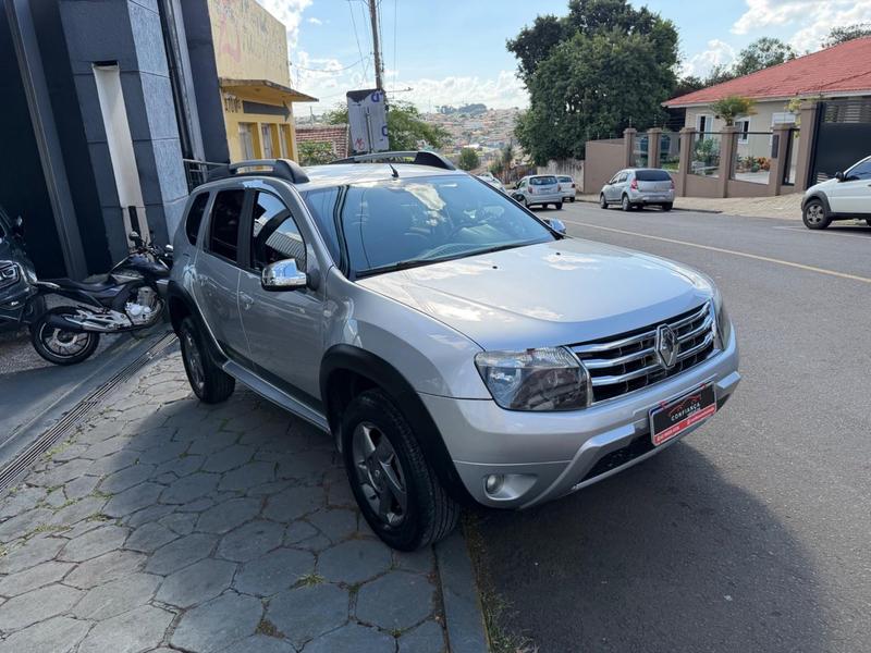 Renault Duster 2.0 D 4x2a - foto 3
