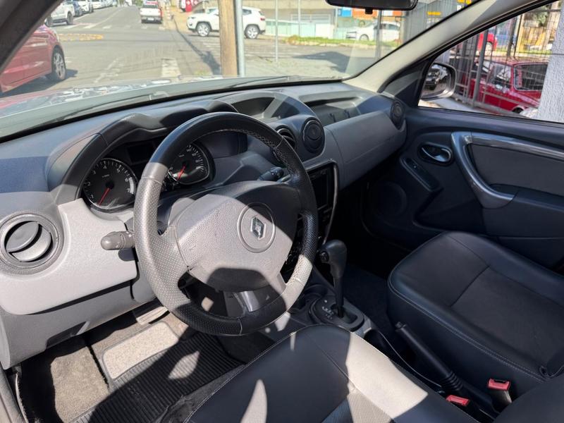 Renault Duster 2.0 D 4x2a - foto 9