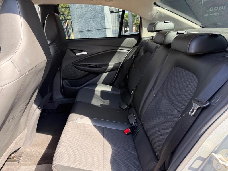 Chevrolet Onix Plus 10tat LTZ - foto 8