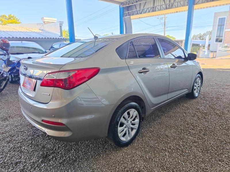 Hyundai HB20S C.style C.plus1.6 Flex 16V Aut. 4P - foto 4
