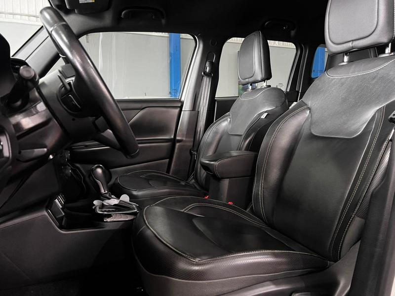 Jeep Renegade Sport 1.8 4X2 Flex 16V Aut. - foto 7