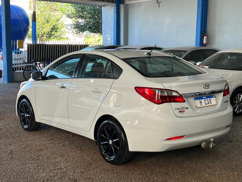 Hyundai HB20S C.plus C.style1.0 Flex 12V Mec. 4P - foto 2