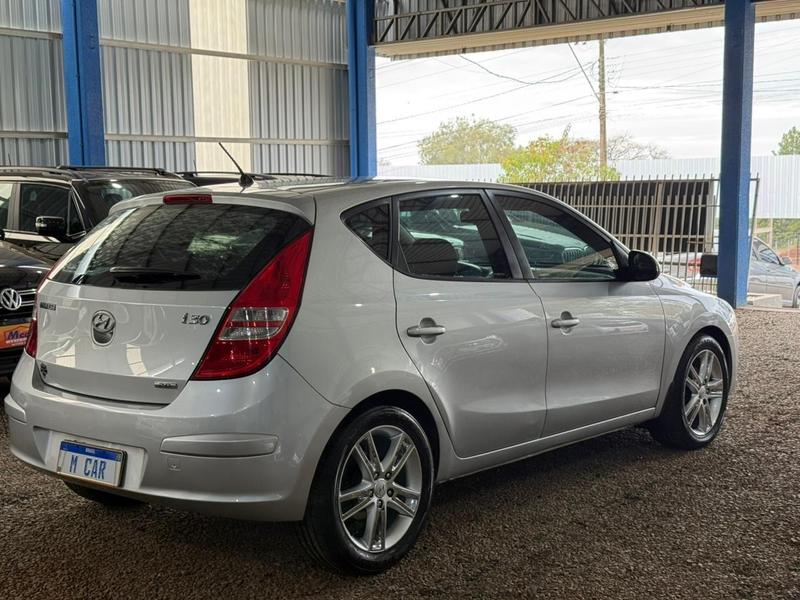 Hyundai i30 2.0 16V 145cv 5P Mec. - foto 4