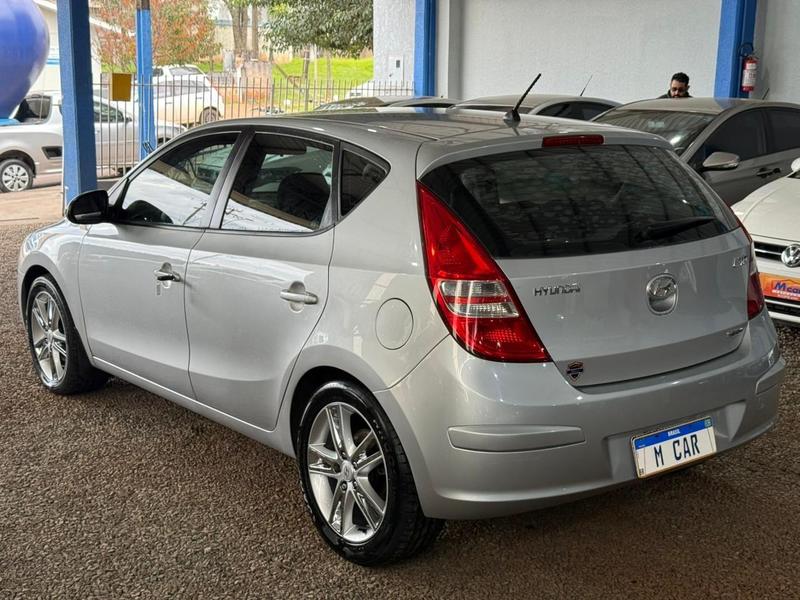 Hyundai i30 2.0 16V 145cv 5P Mec. - foto 2
