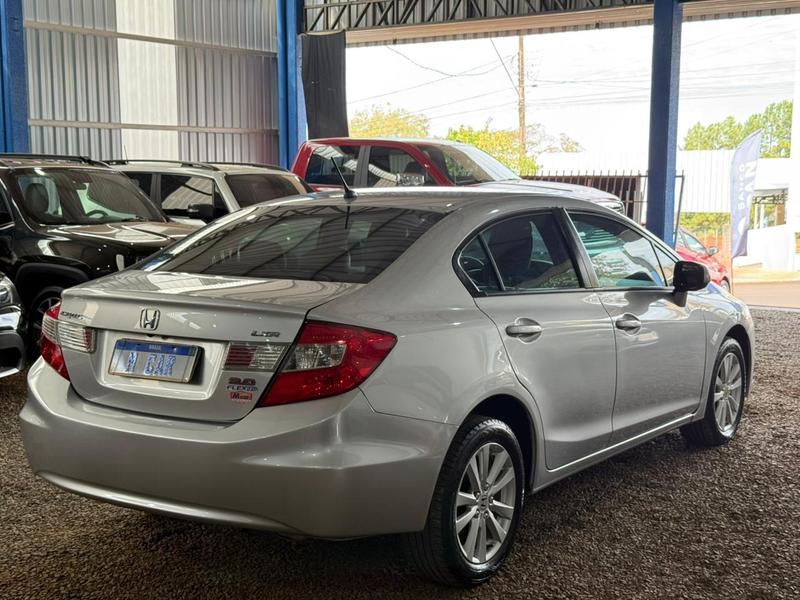 Honda Civic Sedan Lxs 1.8 1.8 Flex 16V Aut. 4P - foto 4