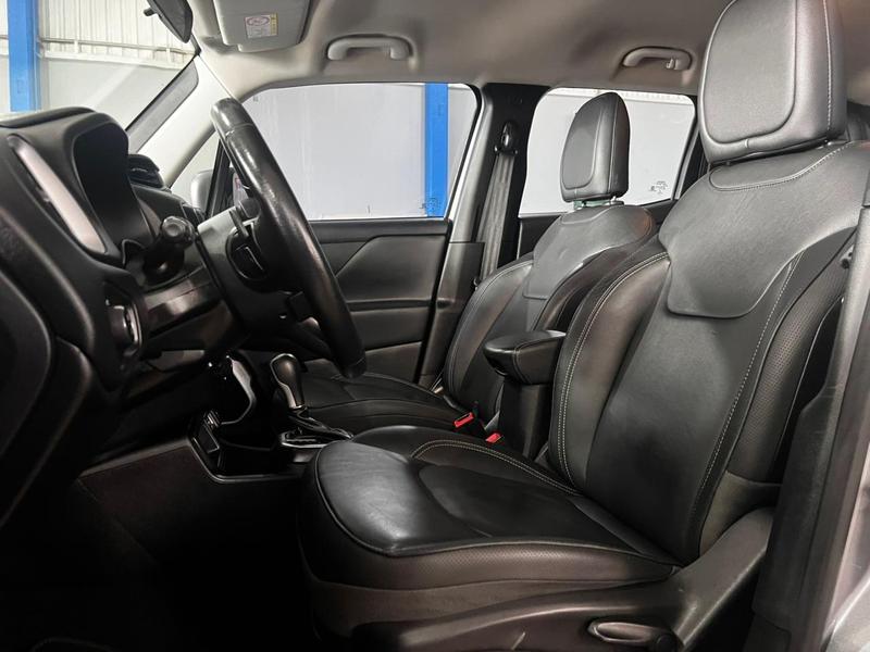 Jeep Renegade Sport 1.8 4X2 Flex 16V Aut. - foto 7