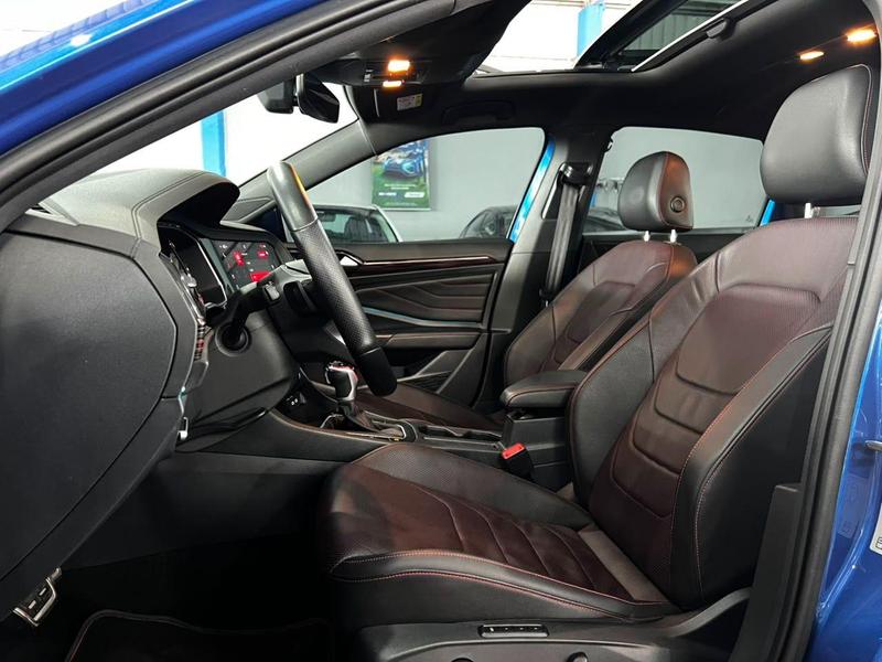 Volkswagen Jetta GLi 350 TSI 2.0 16V 4P Aut. - foto 8