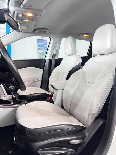 Jeep Compass Longitude 2.0 4X2 Flex 16V Aut. - foto 7