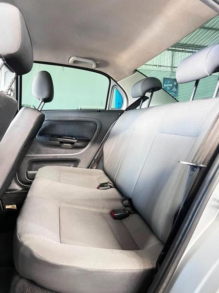 Volkswagen Voyage 1.0 1.0 City Mi Total Flex 8V 4P - foto 8