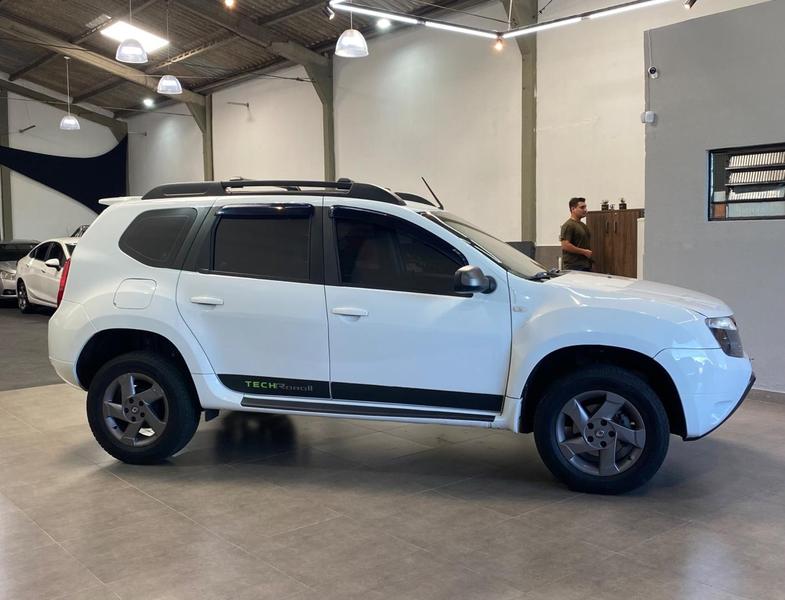 Renault Duster Tech Road 2.0 16V Automático - foto 4