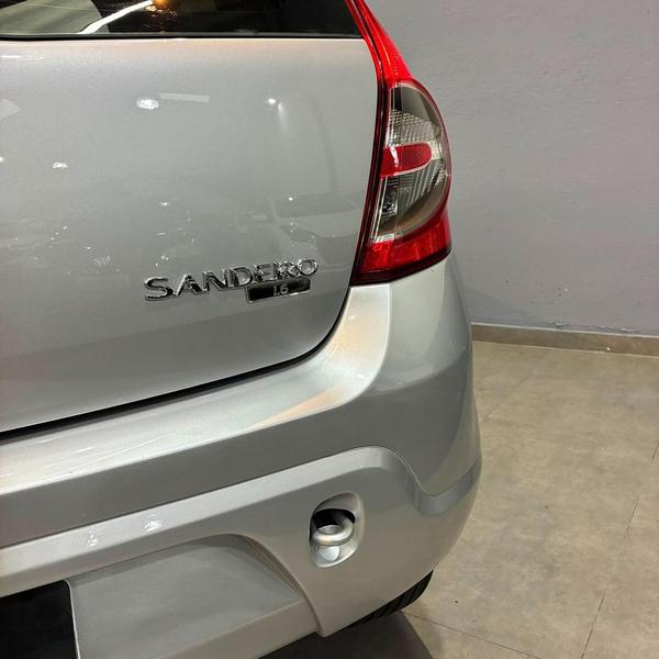 Renault Sandero Expression 1.6 8V Hi Flex Mec - foto 6