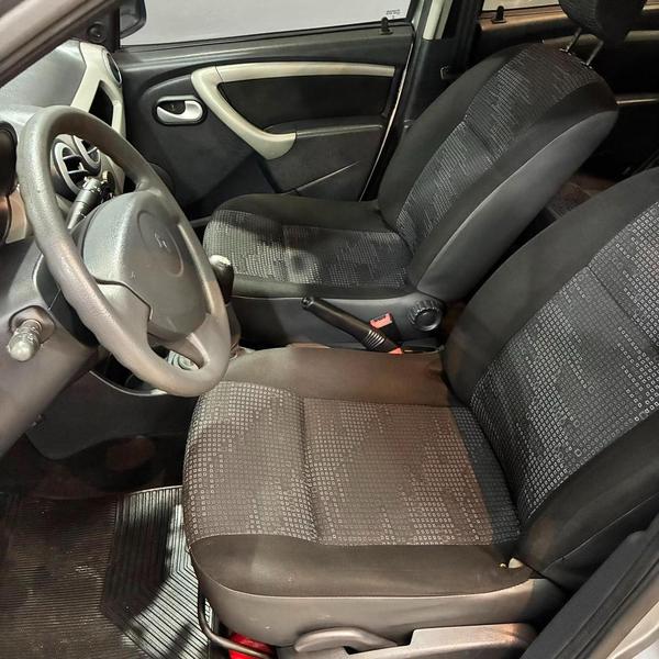 Renault Sandero Expression 1.6 8V Hi Flex Mec - foto 8