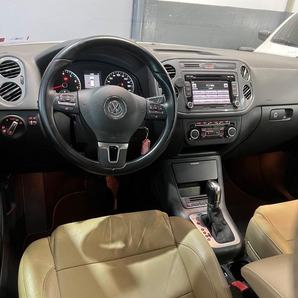 Volkswagen Tiguan 2.0 TSI - foto 8