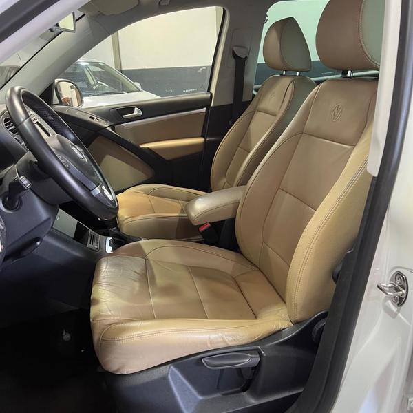 Volkswagen Tiguan 2.0 TSI - foto 9