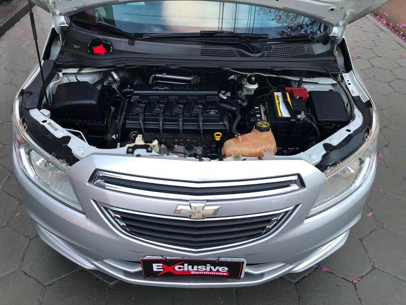 Chevrolet Onix Hatch Ls 1.0 8V Flexpower 5P Mec. - foto 7